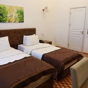 Malakan فندق